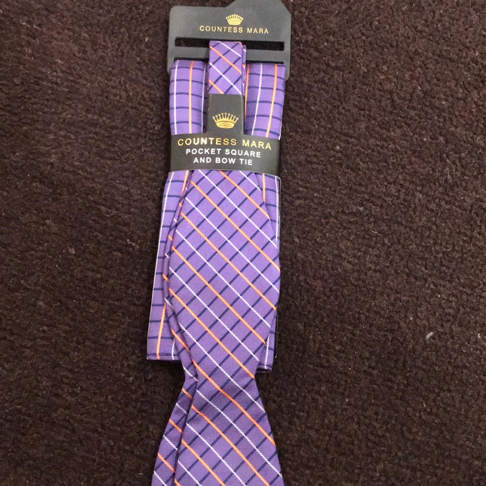 Countess Mara NWOT  bow tie & pocket square